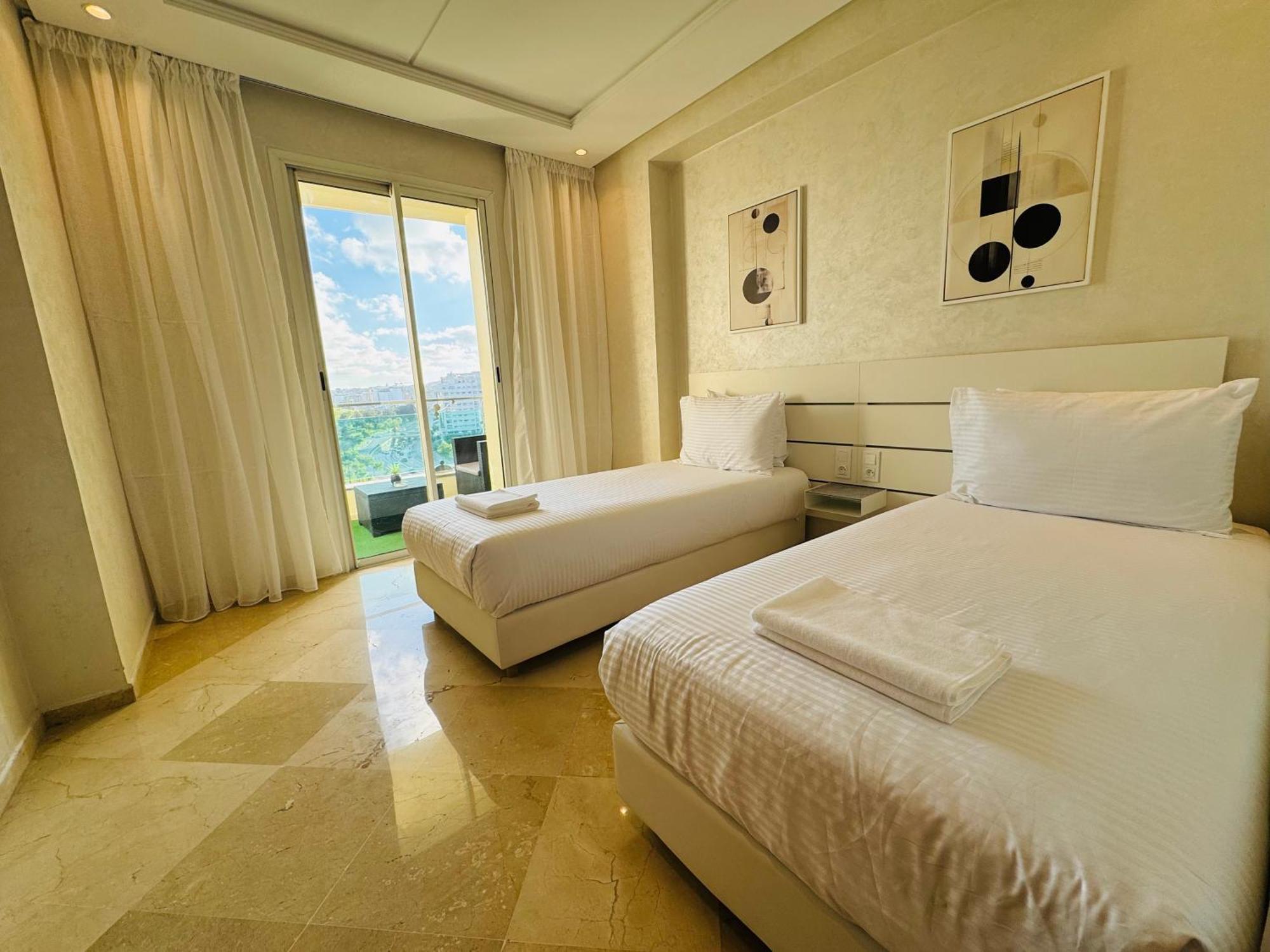 Modern 3 Bedroom In The Heart Of Apartment Tangier